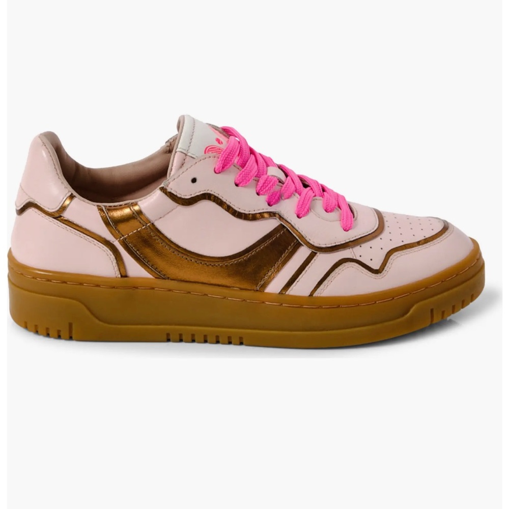 NWOT Free People Retro Thirty Love Sneakers